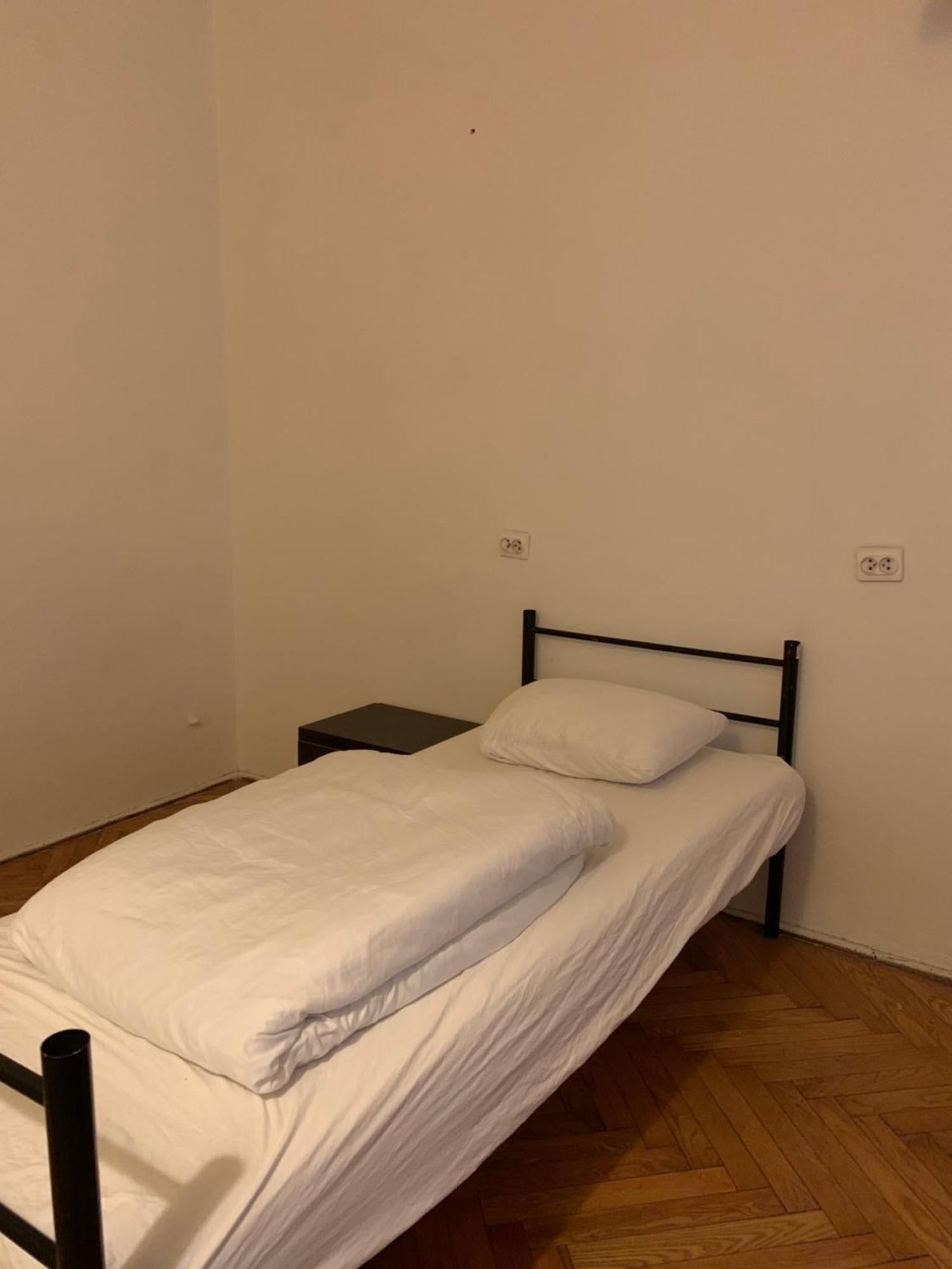 To Be Hostel Krakow Ngoại thất bức ảnh